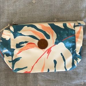 Masjid Women’s Floral Cosmetic Bag